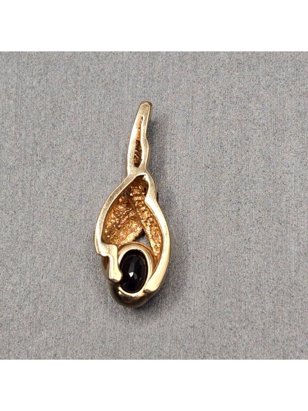 14k Yellow Gold Natural Blue Sapphire Pendant 1" Bezel Set Oval Gemstone 3.12g - Picture 5 of 16